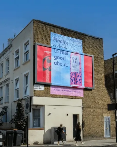 DASH Water — Billboard nad Coca-Colou