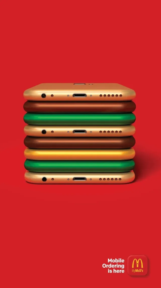McDonald's — Mobile Ordering Is Here (iPhony jako Big Mac)
